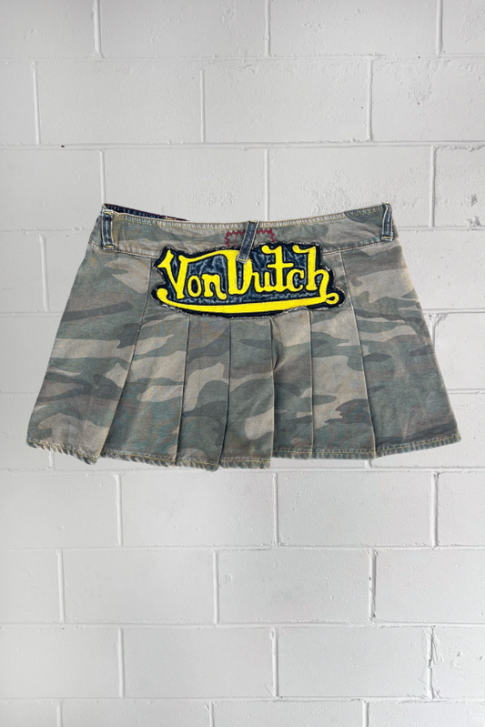 VON DUTCH spellout camo micro skirt ★ Size estimated small